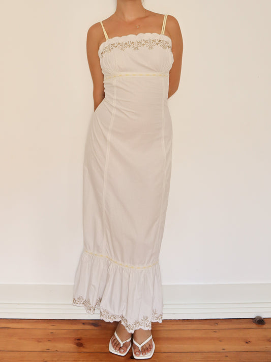 White romantic maxi dress