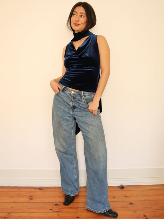 Velvet top with scarf